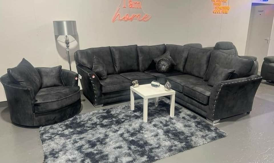 Harrison Sofa Collection