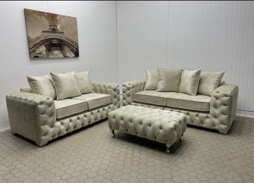Ahston Sofa Collection